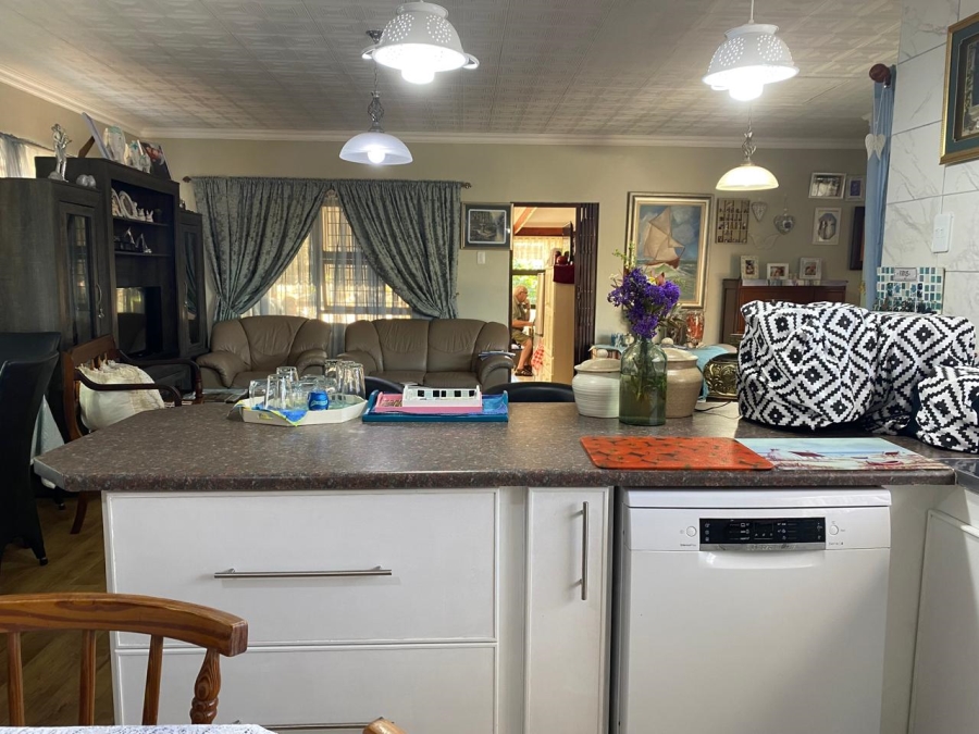 3 Bedroom Property for Sale in Deoville Park Western Cape